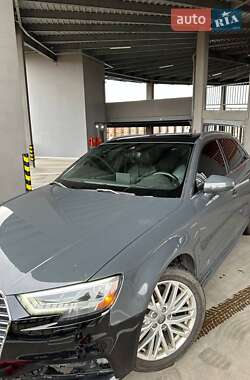 Хэтчбек Audi A3 Sportback 2018 в Харькове