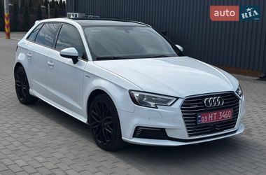 Хетчбек Audi A3 Sportback 2018 в Луцьку