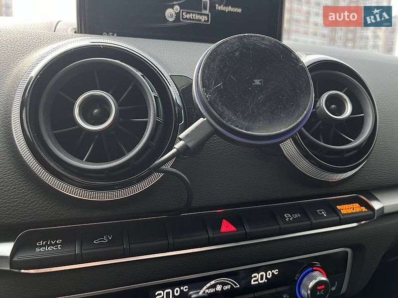 Хэтчбек Audi A3 Sportback 2016 в Киеве