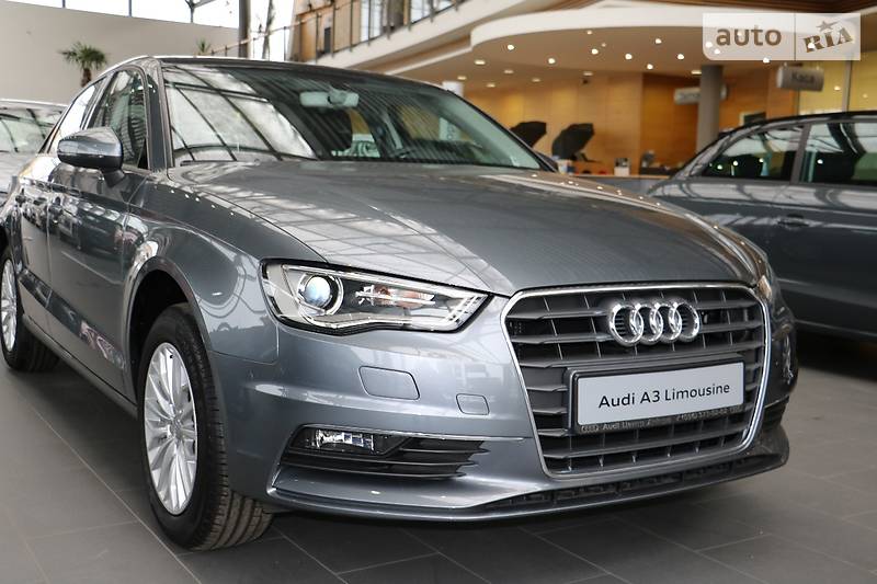 Седан Audi A3 2016 в Днепре