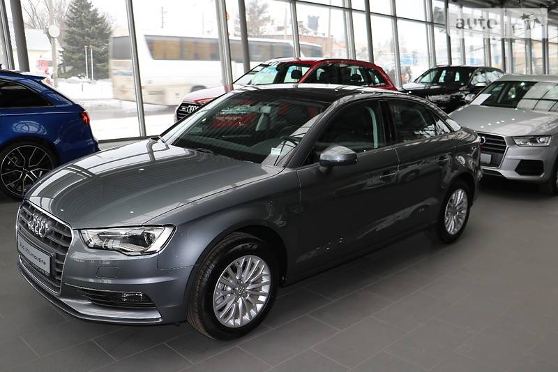 Седан Audi A3 2016 в Днепре