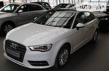 Седан Audi A3 2016 в 