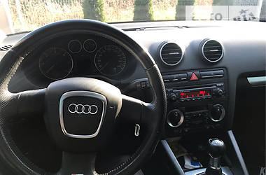 Седан Audi A3 2006 в Самборе