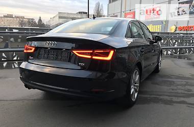 Седан Audi A3 2016 в Киеве