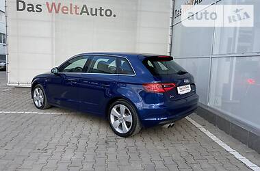 Хэтчбек Audi A3 2016 в 