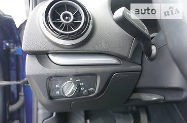 Хэтчбек Audi A3 2016 в 