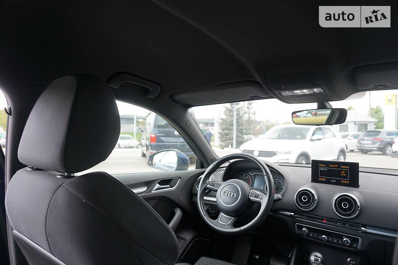 Хетчбек Audi A3 2016 в Чернівцях