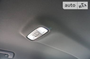 Хэтчбек Audi A3 2016 в 