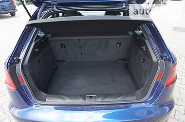 Хэтчбек Audi A3 2016 в 
