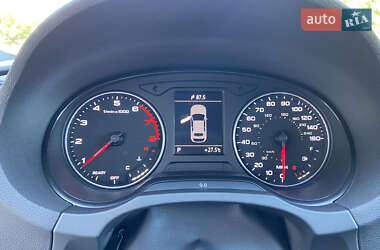 Кабриолет Audi A3 2016 в 
