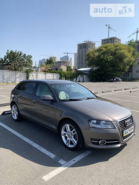 Хэтчбек Audi A3 2011 в Киеве