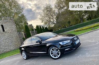Седан Audi A3 2016 в 