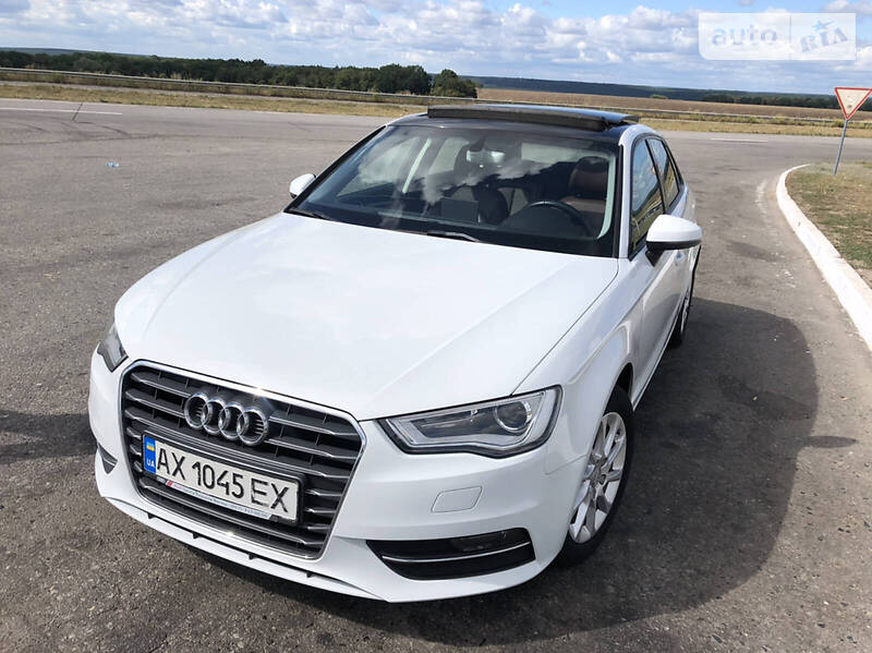 Хэтчбек Audi A3 2015 в Харькове