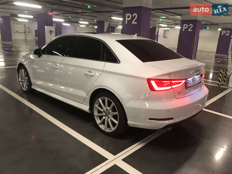 Седан Audi A3 2016 в Хмельницком