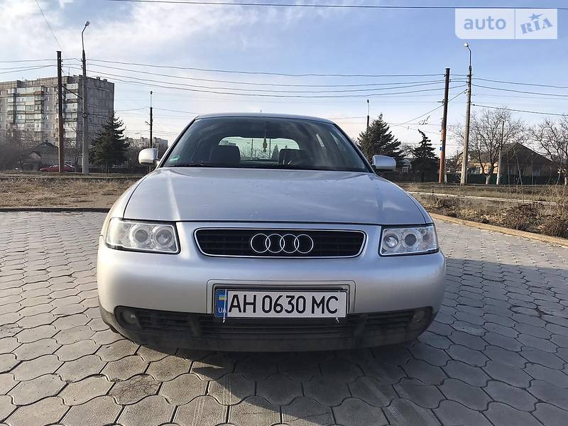 Хэтчбек Audi A3 1999 в Мариуполе