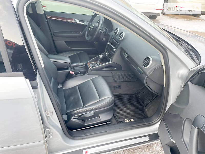 Хэтчбек Audi A3 2010 в Запорожье