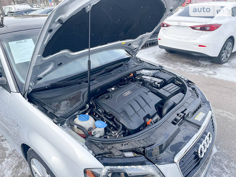 Хэтчбек Audi A3 2010 в Запорожье