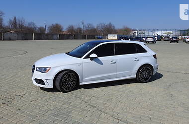 Хэтчбек Audi A3 2015 в Одессе