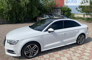 Седан Audi A3 2018 в 