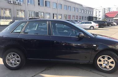 Хэтчбек Audi A3 2002 в 