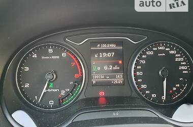 Хэтчбек Audi A3 2014 в 