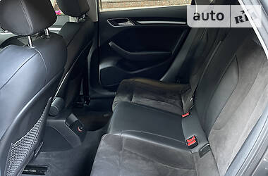Хэтчбек Audi A3 2016 в 