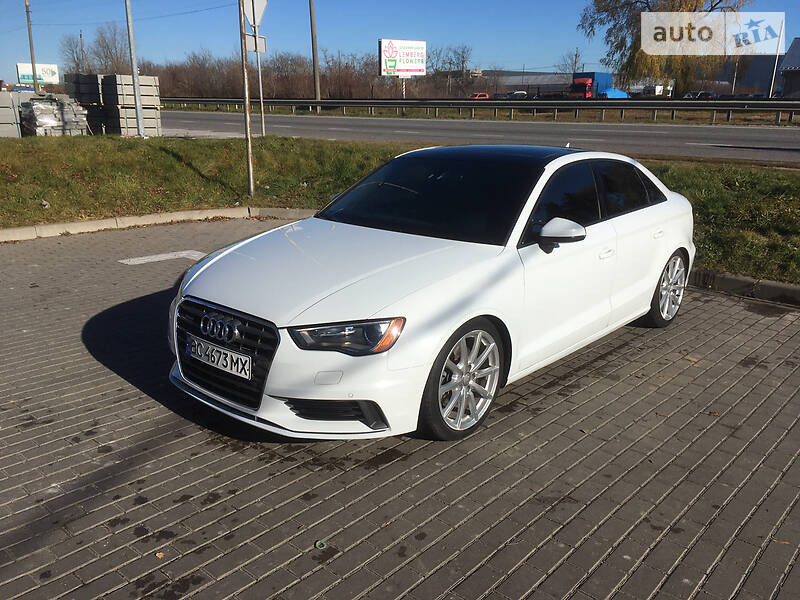 Седан Audi A3 2015 в Львові