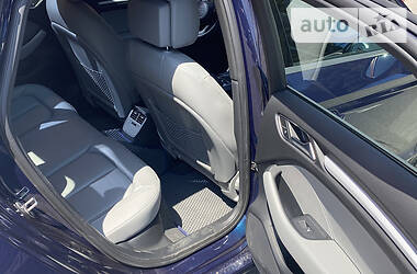 Седан Audi A3 2017 в 