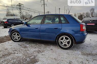 Хэтчбек Audi A3 2001 в Луцке