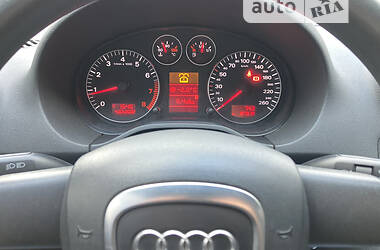 Хетчбек Audi A3 2006 в Каховці