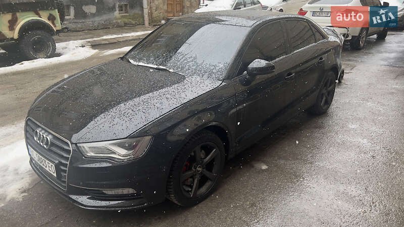 Седан Audi A3 2015 в Львове
