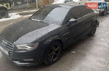 Седан Audi A3 2015 в Львове