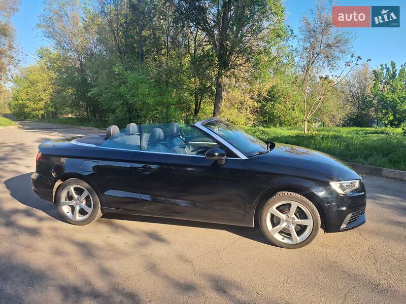 Кабриолет Audi A3 2015 в Запорожье