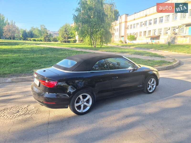 Кабріолет Audi A3 2015 в Запоріжжі