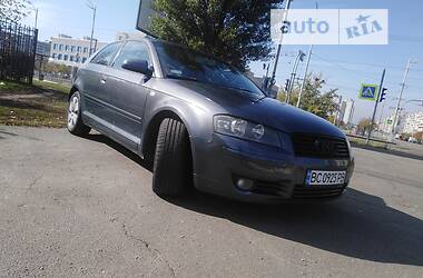 Хэтчбек Audi A3 2003 в Киеве