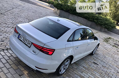 Седан Audi A3 2016 в 