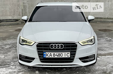 Хэтчбек Audi A3 2013 в 