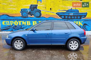 Хэтчбек Audi A3 2001 в Ахтырке