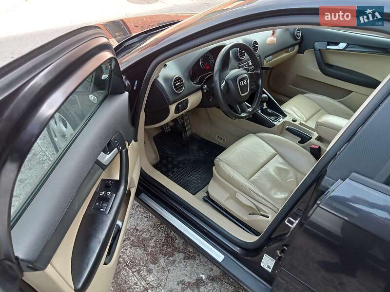 Хэтчбек Audi A3 2005 в Перечине