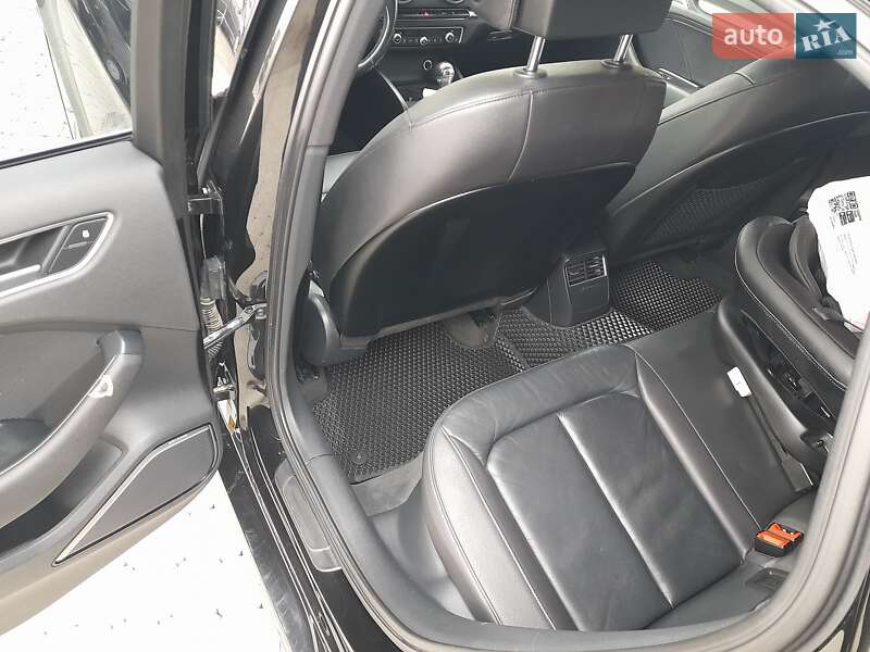 Седан Audi A3 2014 в Чернівцях