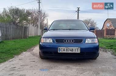 Хэтчбек Audi A3 1999 в Каменке