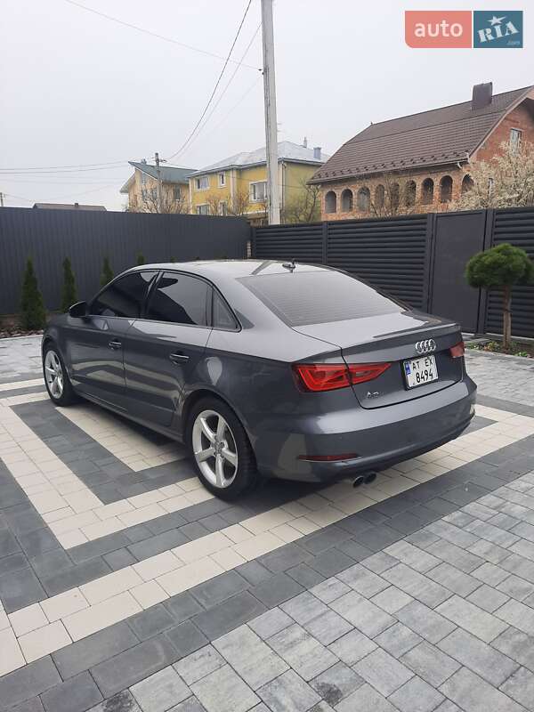 Седан Audi A3 2015 в Коломиї