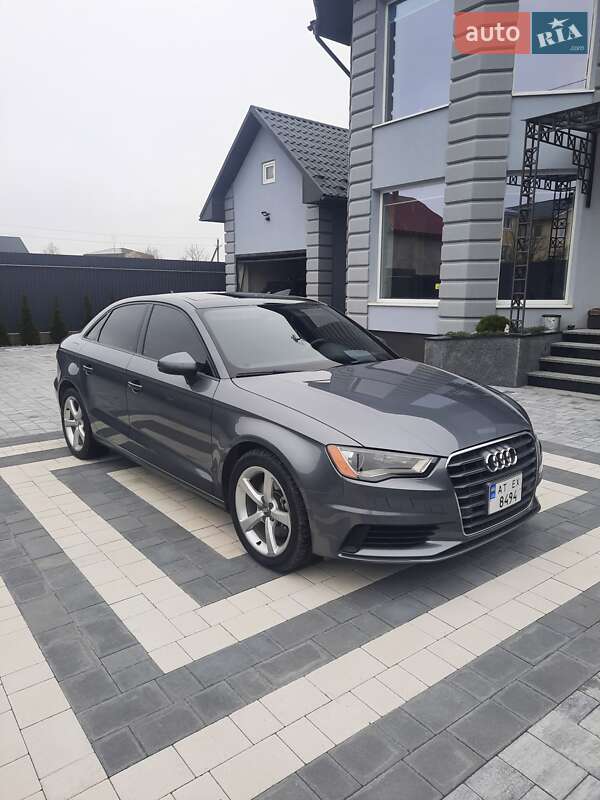 Седан Audi A3 2015 в Коломиї