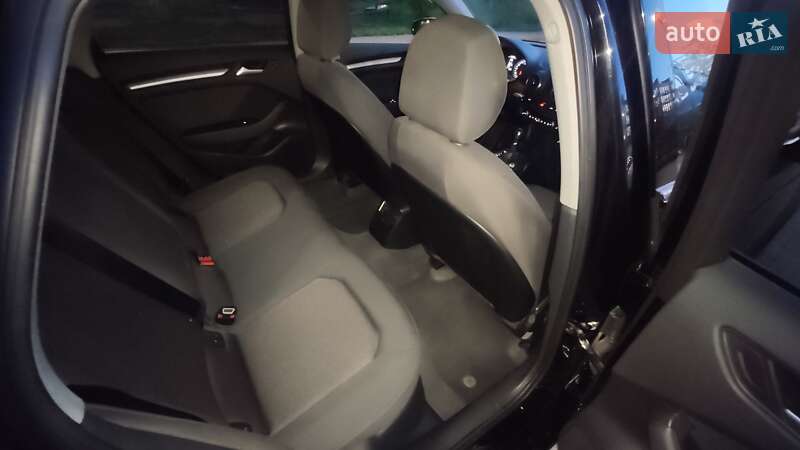 Хетчбек Audi A3 2016 в Києві