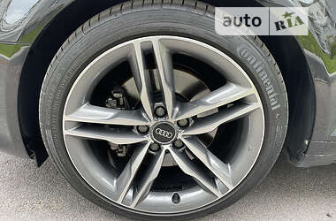 Хэтчбек Audi A3 2011 в 