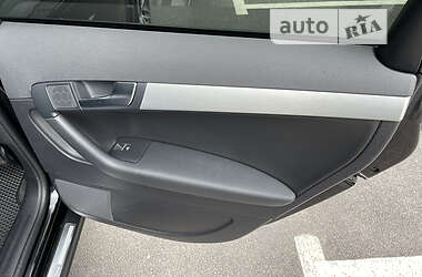 Хэтчбек Audi A3 2011 в 