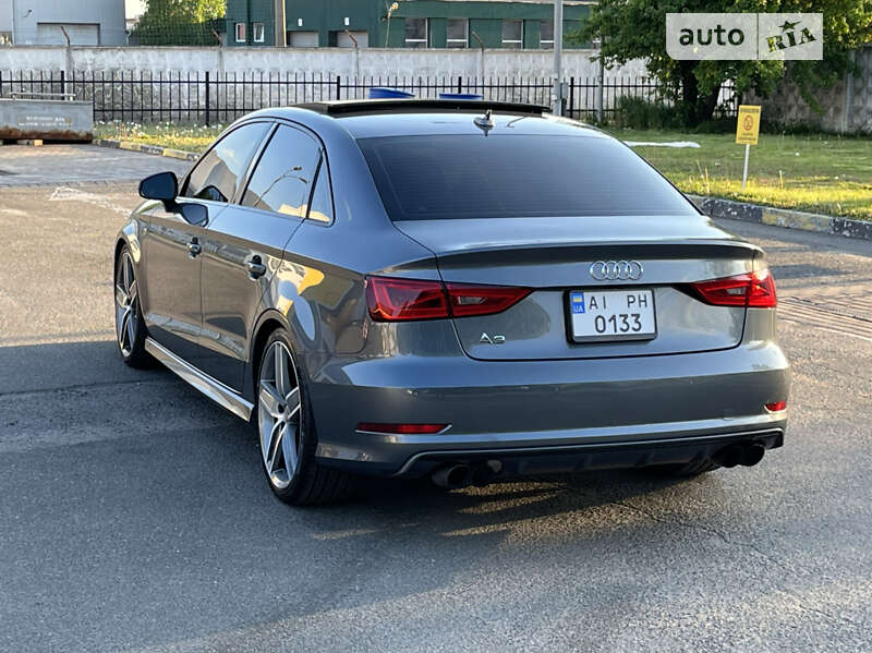 Седан Audi A3 2015 в Киеве