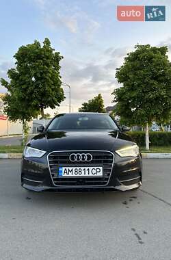Хэтчбек Audi A3 2014 в 