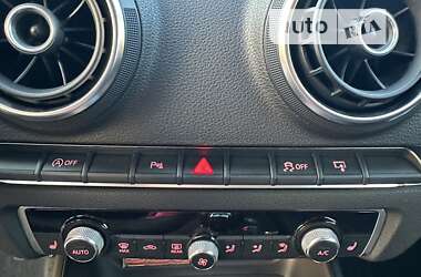 Хэтчбек Audi A3 2014 в 