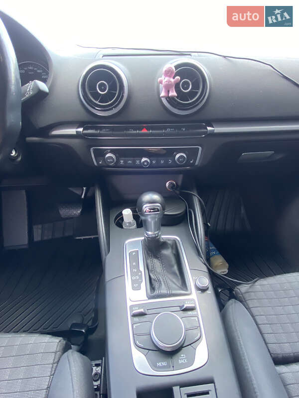 Хэтчбек Audi A3 2014 в Харькове